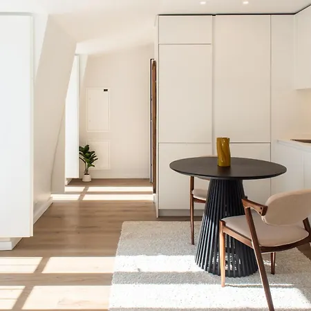 The Haus - Santa Barbara I